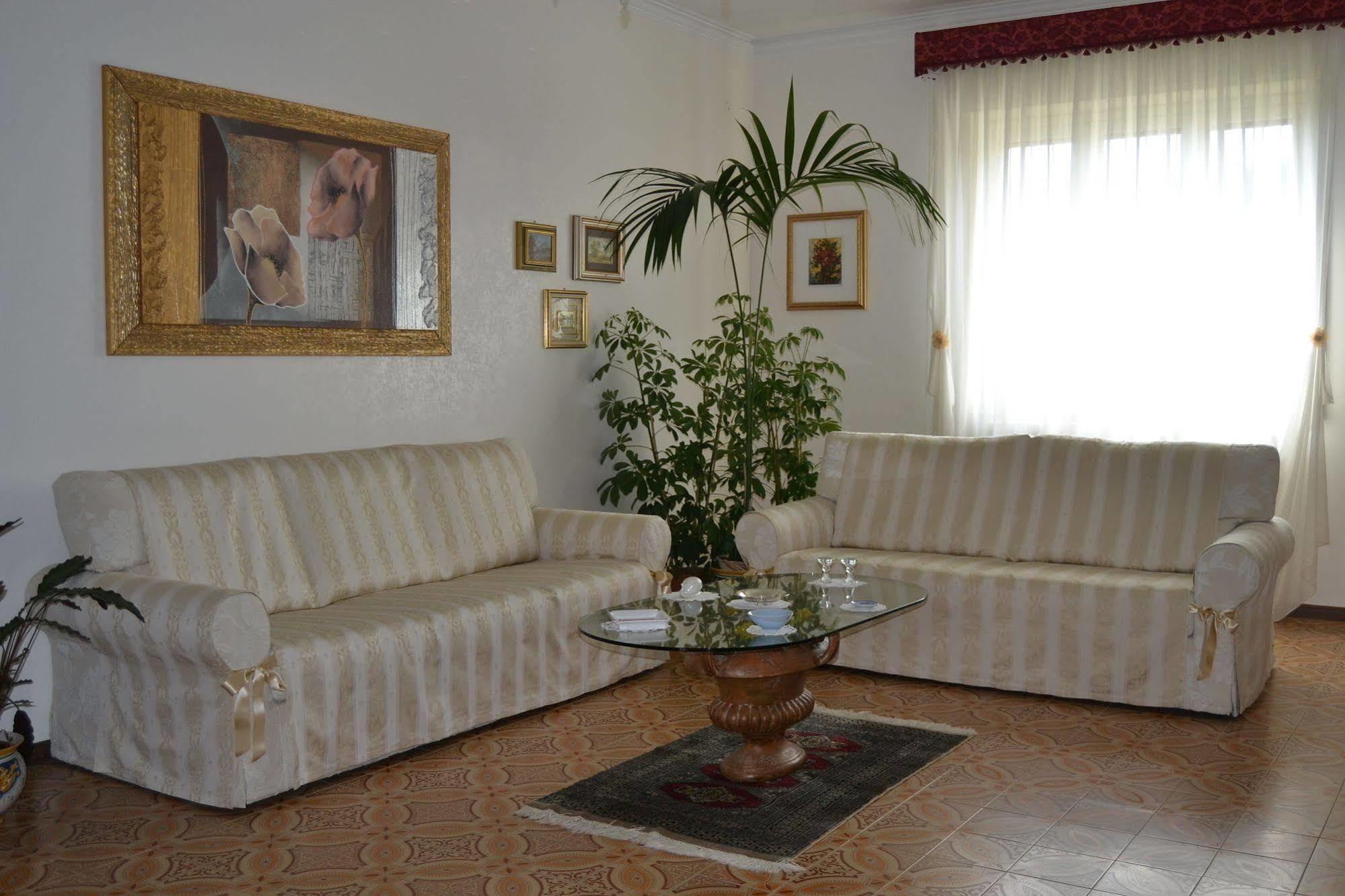 Bed & Breakfast Marena Sant'Agata Li Battiati Exterior foto