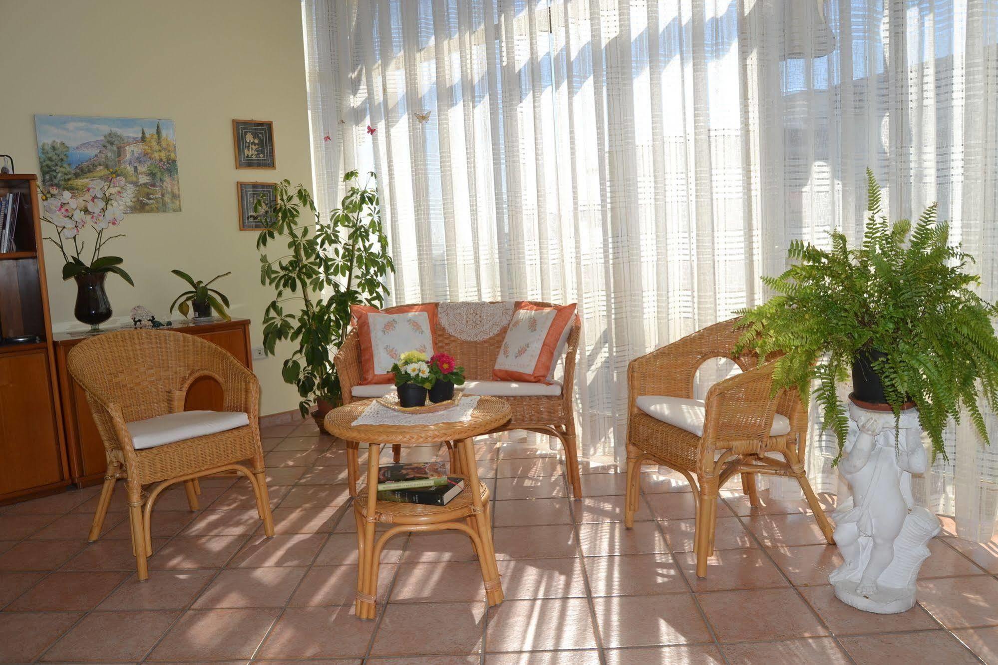 Bed & Breakfast Marena Sant'Agata Li Battiati Exterior foto